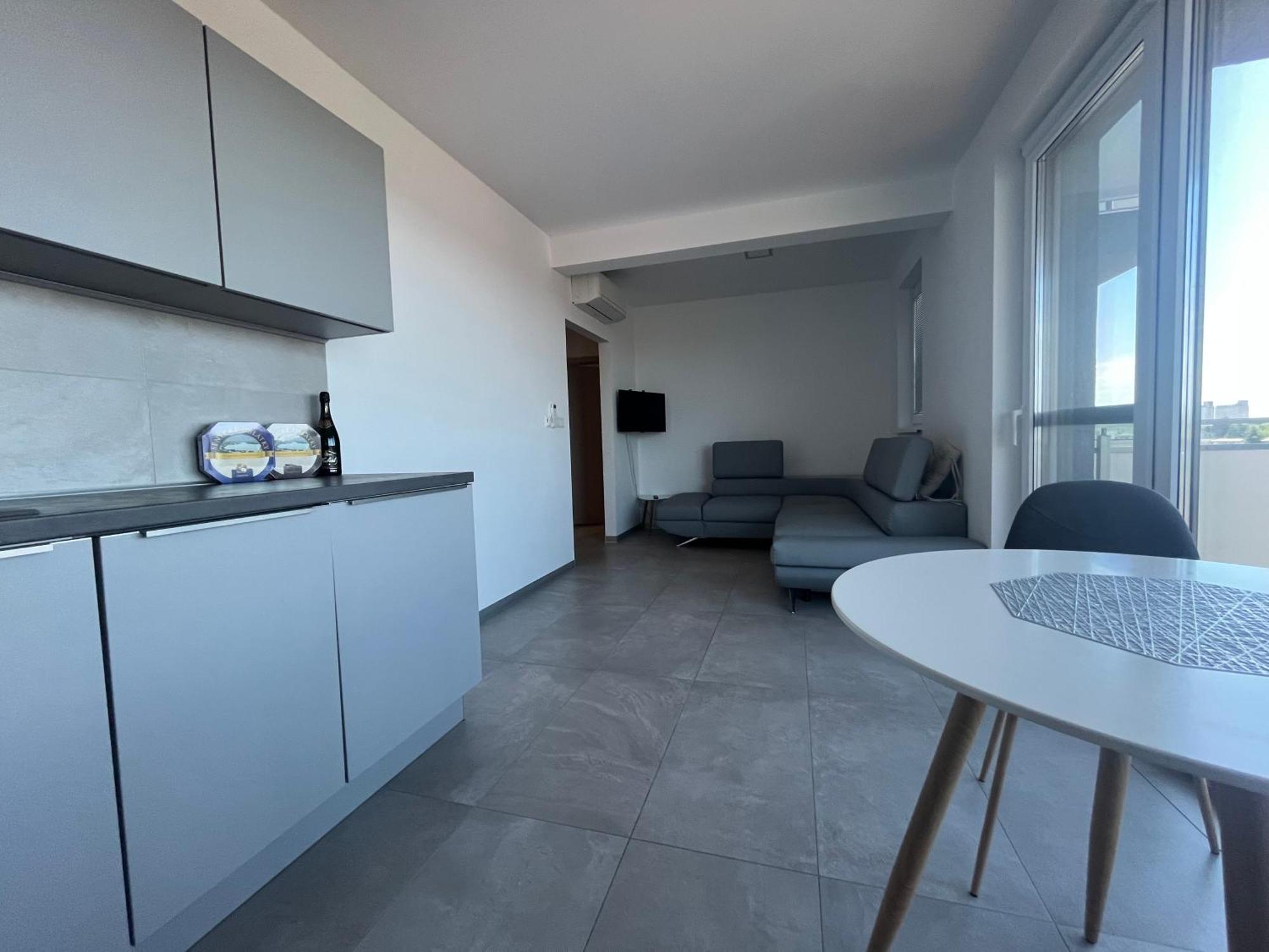 Apartment Sun Lakes - Sever Сенець Екстер'єр фото