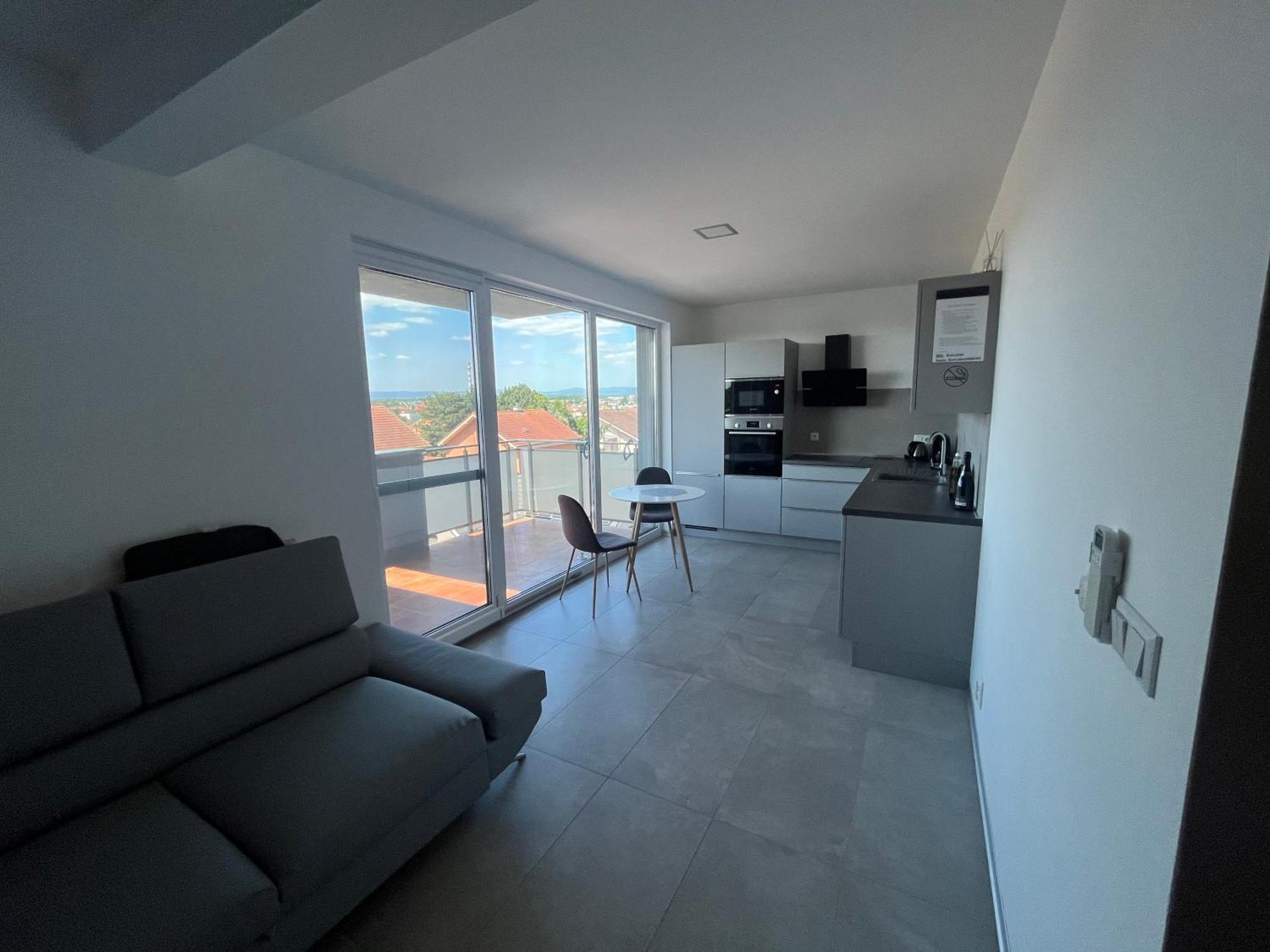 Apartment Sun Lakes - Sever Сенець Екстер'єр фото